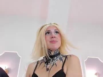 mystikdoll on Chaturbate