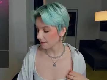 nakishacroshaw on Chaturbate