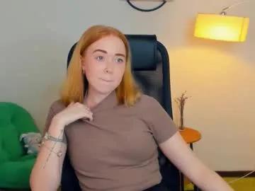 nelliemathers — GOAL: I'll do a headstand<3 [29 tokens remaining] Very flexible girl ;) #ginger #teen #new #shy #redhead