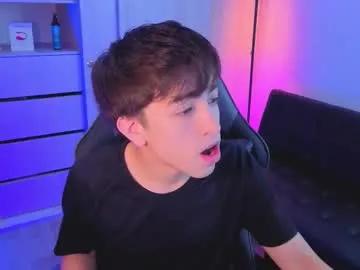 nicoisonline on Chaturbate