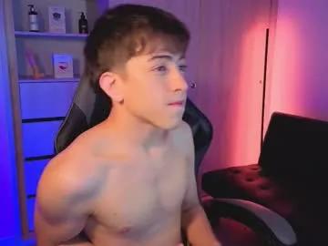 nicoisonline on Chaturbate