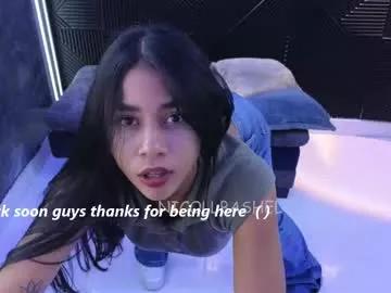 nicollbashel on Chaturbate
