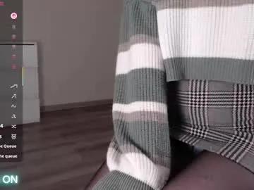 noelleneptune on Chaturbate