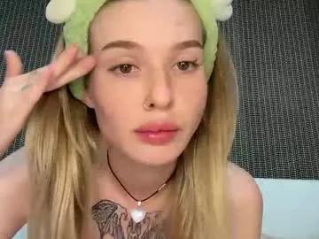 pussymoneywet on Chaturbate