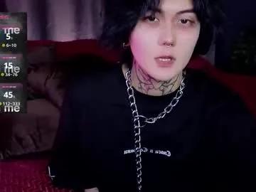 ravens_nest_ on Chaturbate
