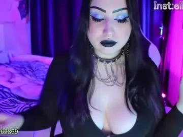 razor_claw — Ellie always knows how to get your heart pumpingmy fav patterns 100, 200, 333 , 666 - Goal is : CUM SHOW  #goth #bigboobs #anal #bigass #smoke