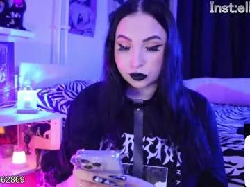 razor_claw on Chaturbate
