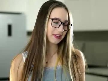 ronnist — Welcome every, it's my fourth day! G: A welcome slap on the booty ;)  | I'm #new here | #18 #shy #cute #teen [28 tokens remaining]