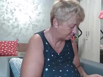 roses_and_lillies on Chaturbate