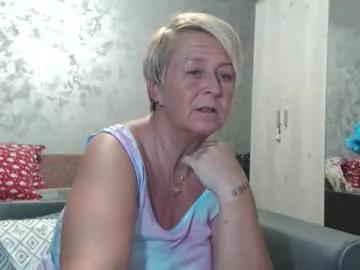 roses_and_lillies on Chaturbate