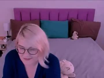 sabrinamacmarren on Chaturbate