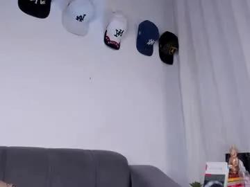 santi_xximo — Santi_xximo's room #ftm #bigclit #ebony #squirt #feet