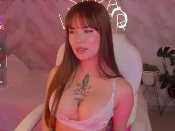 saravipper on Chaturbate 