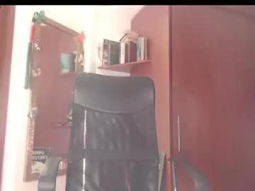 saucy_zaren on Chaturbate