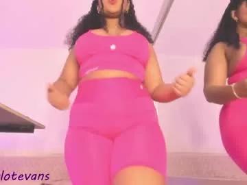 sharlot_evans_ on Chaturbate