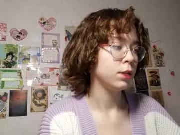 shy_kiss_twinkle_bloop on Chaturbate