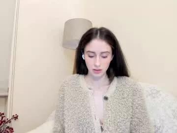 snowww_white on Chaturbate