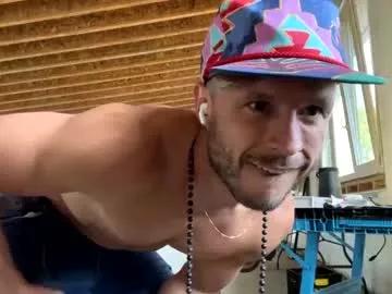 straightishd on Chaturbate