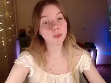 strawberry_juli on Chaturbate