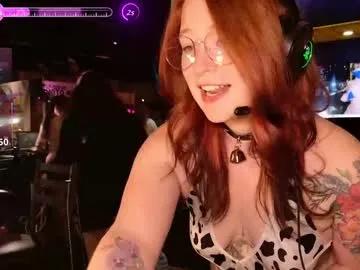 strawberryyfoxie on Chaturbate