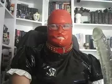 sumisolatex on Chaturbate