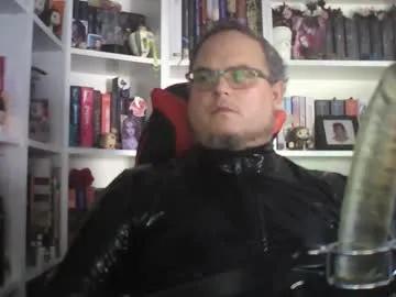 sumisolatex on Chaturbate