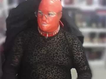 sumisolatex on Chaturbate