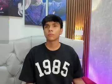 thiago_kozak on Chaturbate