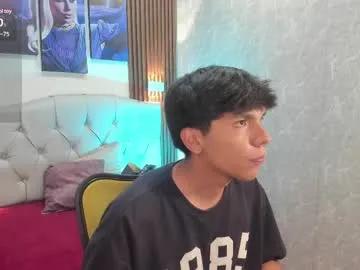 thiago_kozak on Chaturbate