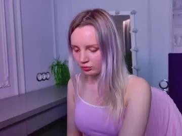 tinasiner on Chaturbate