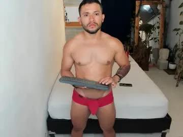 travis_bakerr on Chaturbate