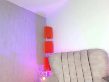 valery_evaans on Chaturbate