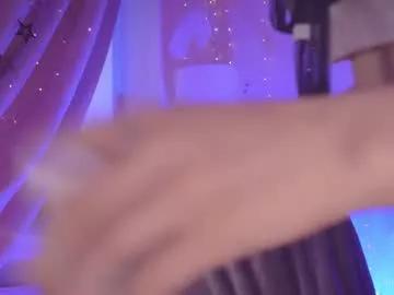 vronnier on Chaturbate