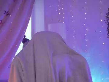 vronnier on Chaturbate