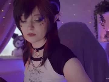 vronnier on Chaturbate