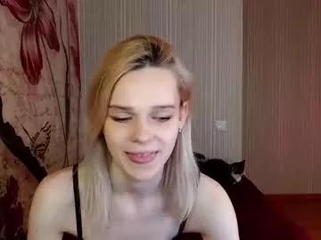 wicky_hey on Chaturbate
