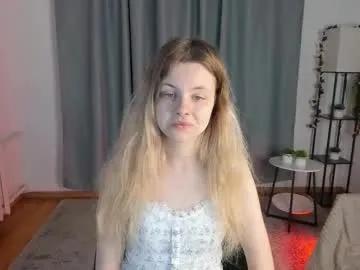 wildopal — show ass in doggy / hi! i would like to have fun have, hope we can do it with u! #18 #hairy #smalltits #lovense #feet [32 tokens remaining]