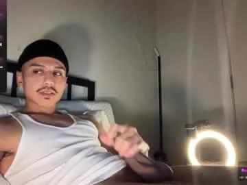 xmomentumx on Chaturbate 