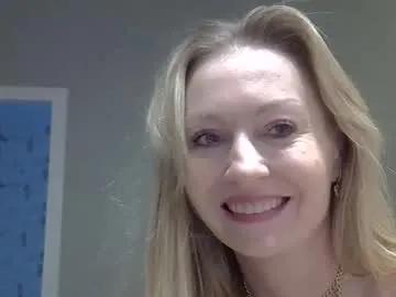 zarinaswift — woman of your dreams pvt 12tk - Goal: strip down to your lingerie [140 tokens left] #lovense #mature #bigboobs #c2c #natural