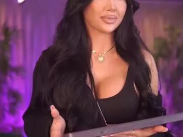 zenydaxbelle on Chaturbate