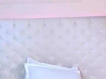 zoehangel on Chaturbate