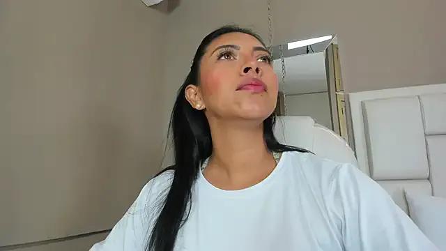 _BunnyNaugthy on StripChat