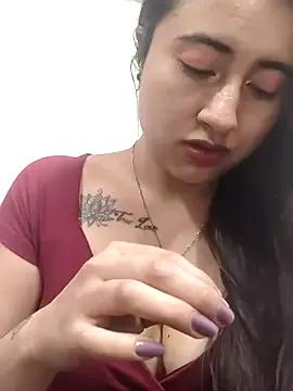 _Sarah-Office1 on StripChat