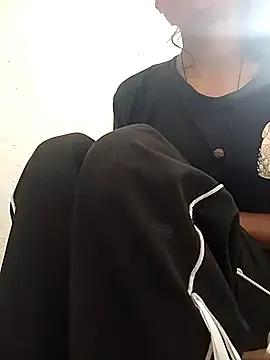 Aaisha-16 on StripChat