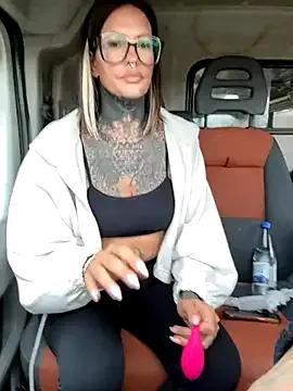 AileenInkOfficial on StripChat