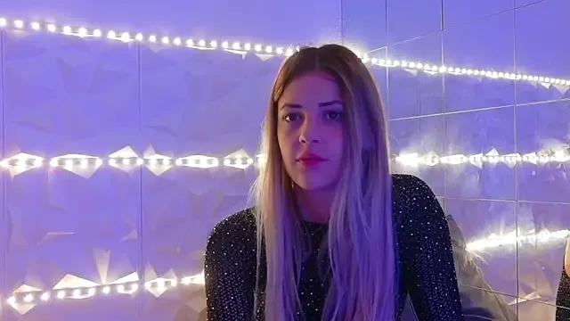 Aishha_ on StripChat