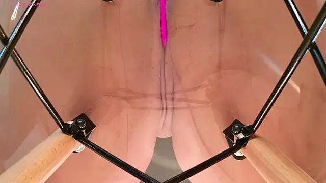 Alexa_Miss on StripChat