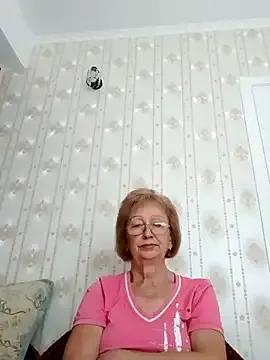 AlikaSwan5821 on StripChat