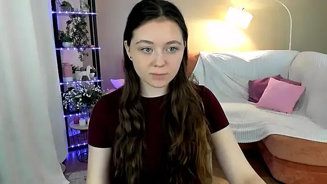 AlluringLookk on StripChat