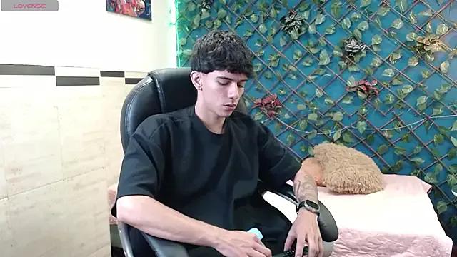 AmethystShadow17 on StripChat